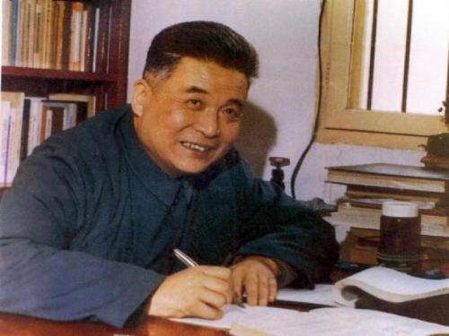 爱体育平台（中国）官方网站轻钢别墅龙骨设备厂家